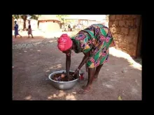 Embedded thumbnail for  Genitale verminking van vrouwen is nog steeds een gangbare praktijk in Atacora 
